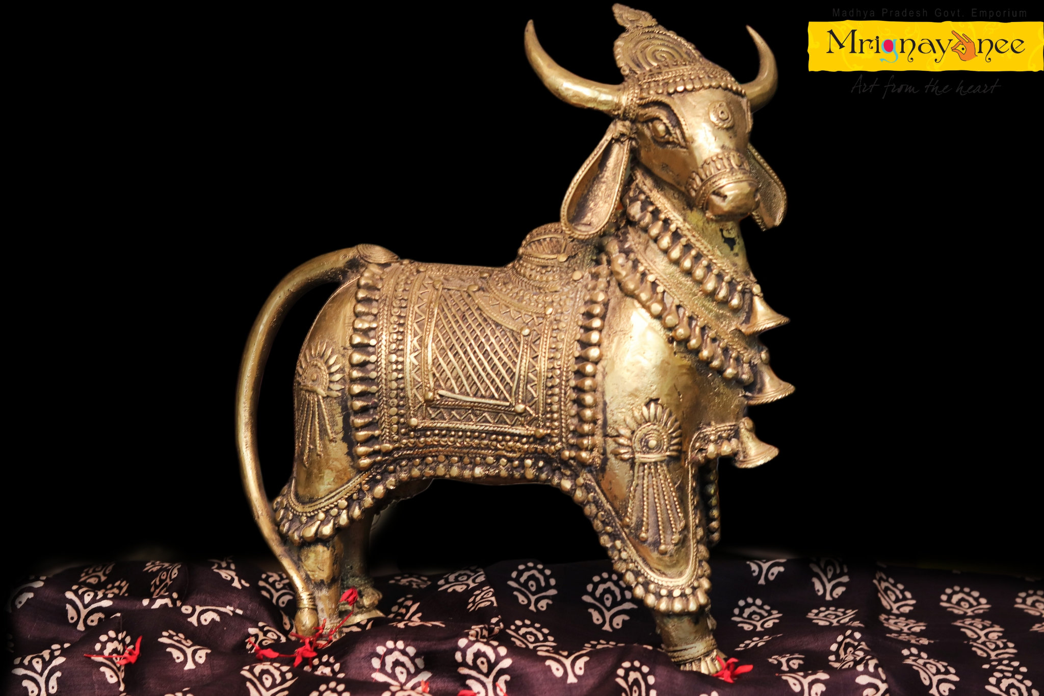 Betul Bell Metal_Nandiji Standing Tikamgarh